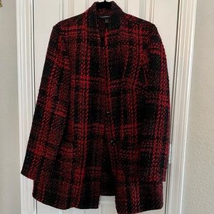 GORGEOUS Coat size 14/16